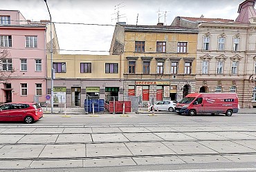 Díky google maps téměř původní stav Štefánikové 60