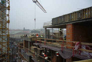 Leden 2008