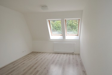 Prodej bytu 3+kk 88 m2 s balkonem, Úvoz.