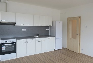 Pronájem bytu 2+kk se dvěma balkony u BVV