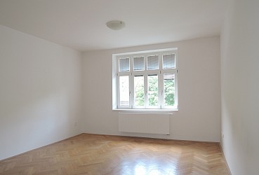 Prodej bytu 4+kk s balkonem a lodžií, Úvoz.