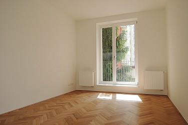 Prodej bytu 4+kk s balkonem a lodžií, Úvoz.
