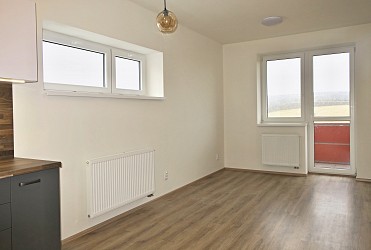 Pronájem bytu 2+kk s balkonem v Brně - Bystrci