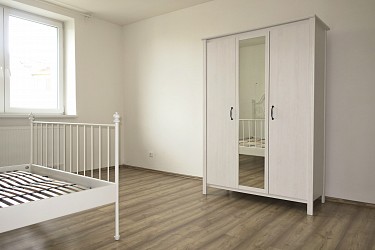 Pronájem cihlového bytu 2+1 na Veveří