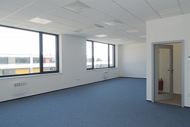 Pronájem novostavby podnikatelského boxu, Modřice.