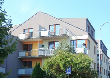 Pronájem bytu 2+kk s parkovacím stáním, Žebětín.