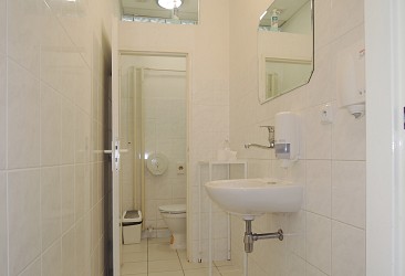 Pronájem dvou kanceláří 68 m2, Vídeňská.
