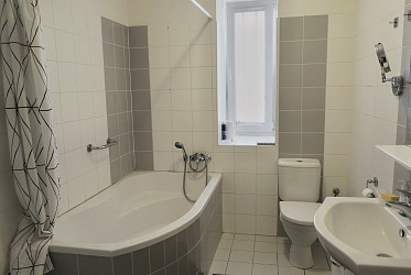 Pronájem zařízeného bytu 2+kk s balkonem v Brně Králově Poli