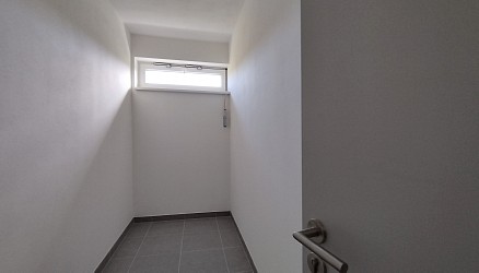 Pronájem novostavby bytu 2+kk s parkovacím stáním, Sadová