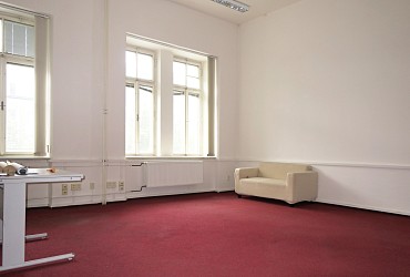 Pronájem kanceláří na tř. Kpt. Jaroše