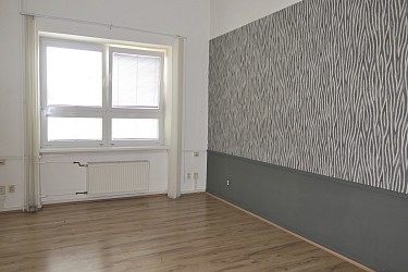 Pronájem kanceláří na tř. Kpt. Jaroše