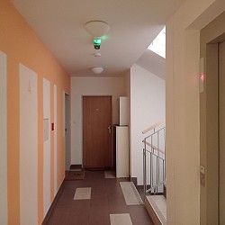 Pronájem bytu 2+kk s balkonem a parkovacím stáním, Bystrc Kamechy