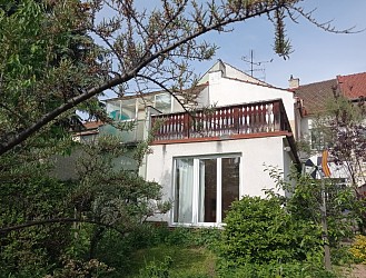Prodej RD se zahradou, garáží a vydaným SP k přestavbě domu