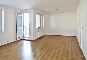 Pronájem bytu 1+kk s balkonem v Brně Králově Poli