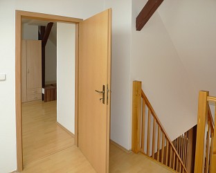 Pronájem mezonetového bytu 3+1, Královo Pole, Husitská