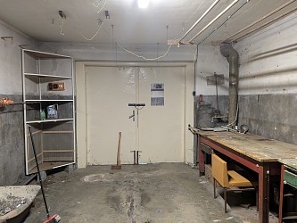 Prodej funkcionalistické vily s pozemkem 3190 m2, Mokrá Hora