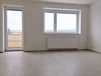 Pronájem novostavby bytu 1+kk s balkonem na Kamechách