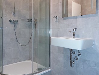 Pronájem novostavby bytu 1+kk s balkonem na Kamechách