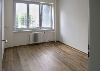 Pronájem bytu 3+kk 65m2 s balkonem ve Zbýšově