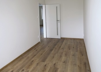 Pronájem bytu 3+kk 65m2 s balkonem ve Zbýšově