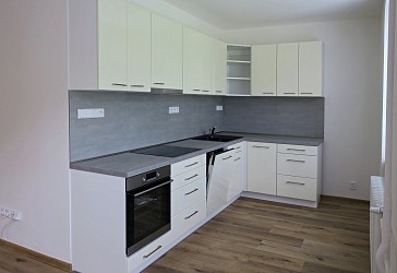 Pronájem bytu 3+kk 65m2 s balkonem ve Zbýšově