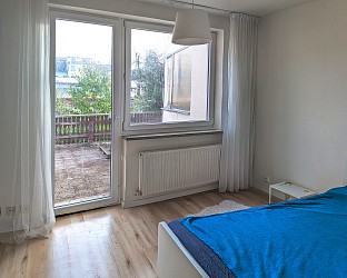 Prodej RD se zahradou, garáží a vydaným SP k přestavbě domu