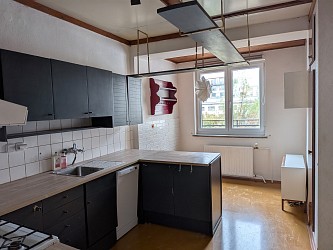 Prodej RD se zahradou, garáží a vydaným SP k přestavbě domu