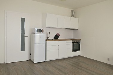 Pronájem bytu 1+kk s balkonem v Brně - Bystrci