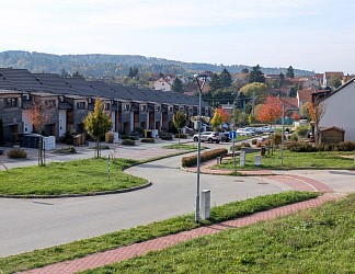 Prodej novostavby domu s garáží a zahradou, Ochoz u Brna