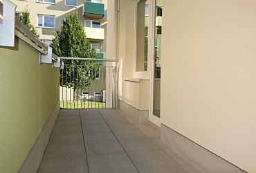 Pronájem novostavby bytu 2+kk s balkonem a garážovým stáním na Kamechách