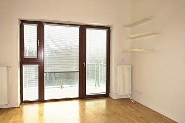 Pronájem cihlového bytu 1+kk s balkonem v centru Brna