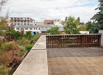 Prodej RD se zahradou, garáží a vydaným SP k přestavbě domu