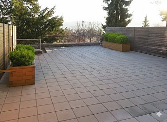 Pronájem zařízeného bytu 2+kk s terasou u Brněnské přehrady