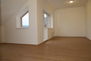 Pronájem cihlového bytu 2+kk s terasou v Brně - Řečkovicích