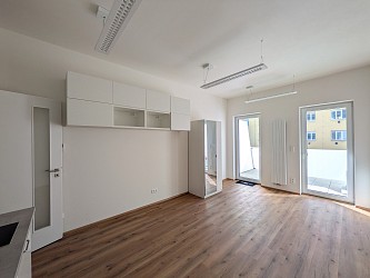 Pronájem 1+kk 33,6 m2, polyfunkční dům Meridiem, Komárovská