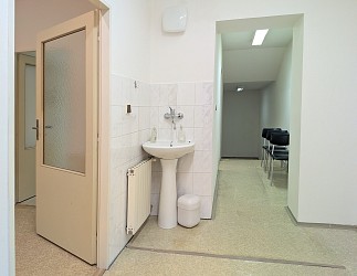 Pronájem obchodních nebo kancelářských  prostor, Královo Pole, Vodova