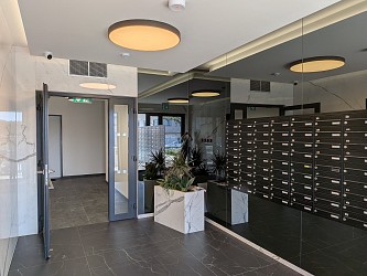 Pronájem kanceláře 27 m2 polyfunkční dům Meridiem, Komárovská