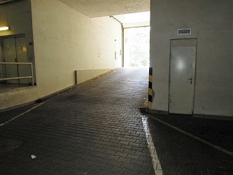 Parkovací stání v Brně Králově Poli