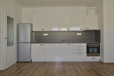 Pronájem novostavby bytu 3+kk s garáží poblíž BVV