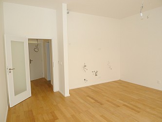 Prodej ateliéru 1+kk se zahrádkou v centru Brna