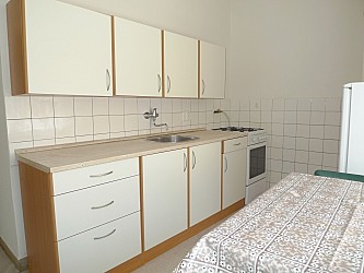 Prodej cihlového bytu 2+1, Helfertova.