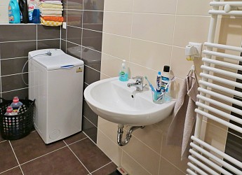 Pronájem bytu 1+kk s balkonem v Bystrci