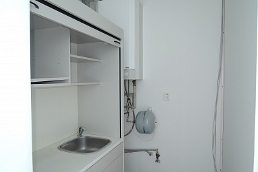 Pronájem kanceláře 17,4 m2 v komerčním objektu u OC Globus.
