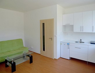 Pronájem bytu 1+kk se sklepem na ulici Vinařská Brno