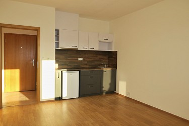 Pronájem bytu 1+kk s balkonem v Brně-Řečkovicích
