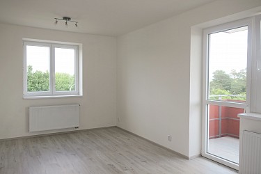 Pronájem bytu 1+kk s balkonem v Brně - Bystrci