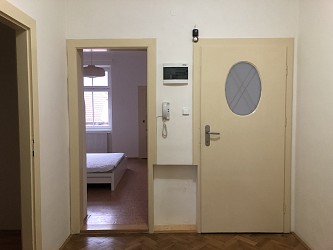 Cihlový byt 2+1 s balkonem v Brně Černých Polích