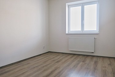 Pronájem bytu 2+kk s balkonem v Brně - Bystrci